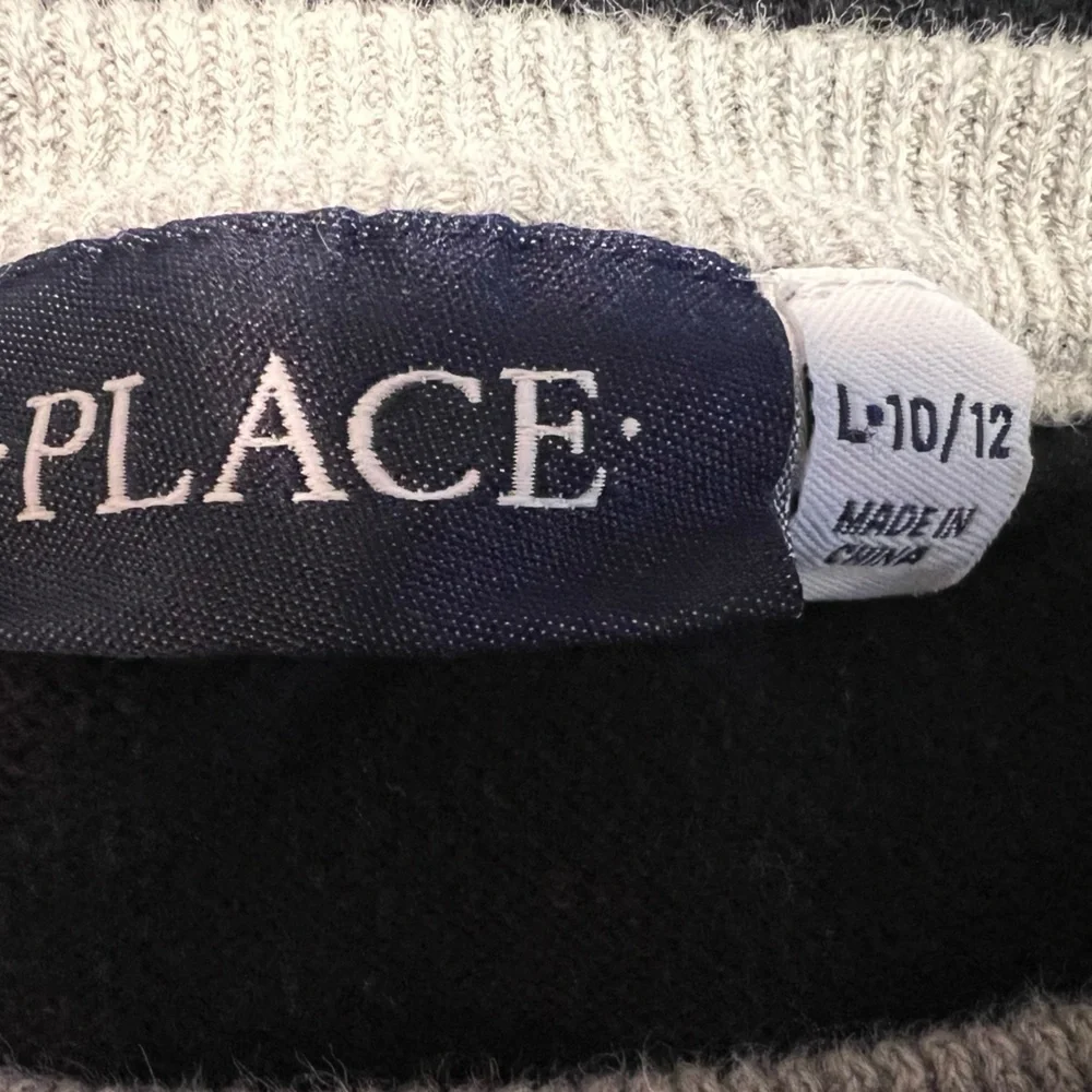 PLACE boys Black and Gray Motorcycle Sweater/size L(10-12)